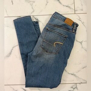 American Eagle Outfitters Women's High Rise Light Blue Jeans